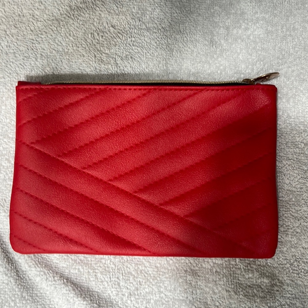 Red jody bag. unused, luke great condition